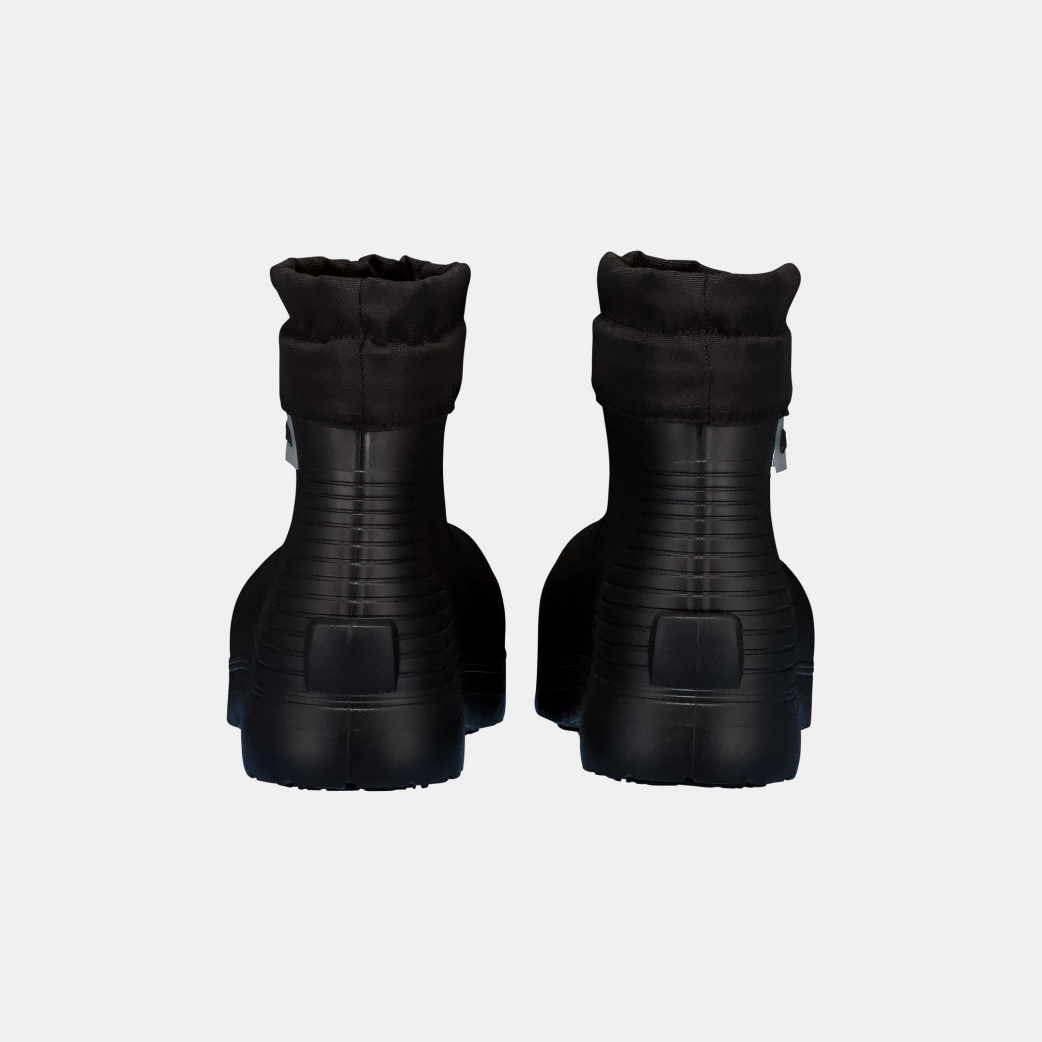 niseko-3-low-black-04_03b32ad0